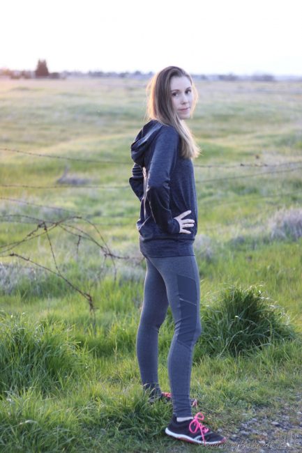 GreenStyle Open Back Pullover and Stride Tights – Sewing with Sarah